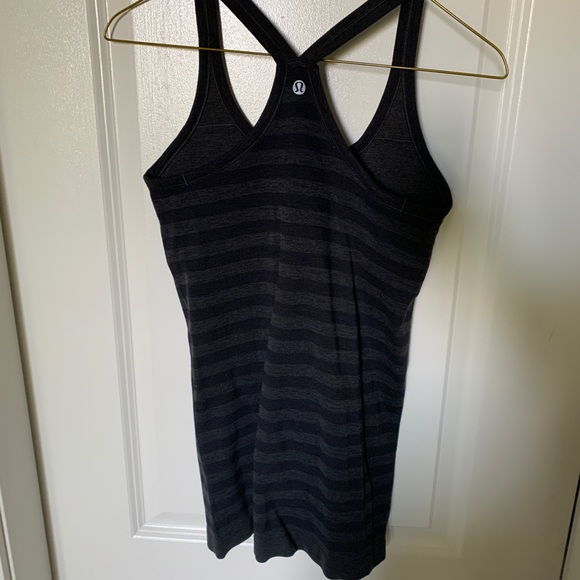 Lululemon top. - Picture 2 of 2
